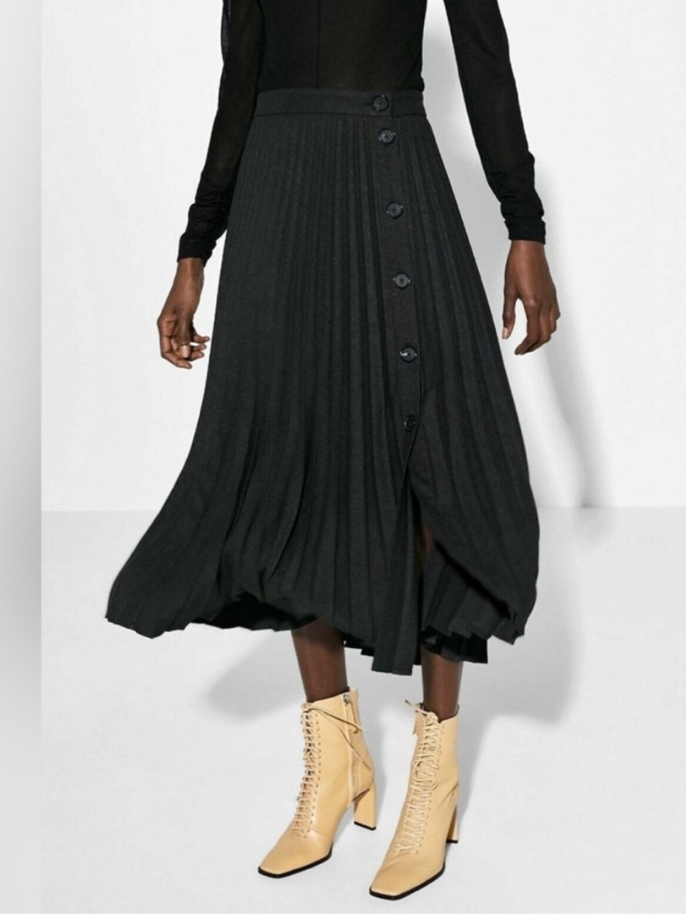 Zara skirt size large